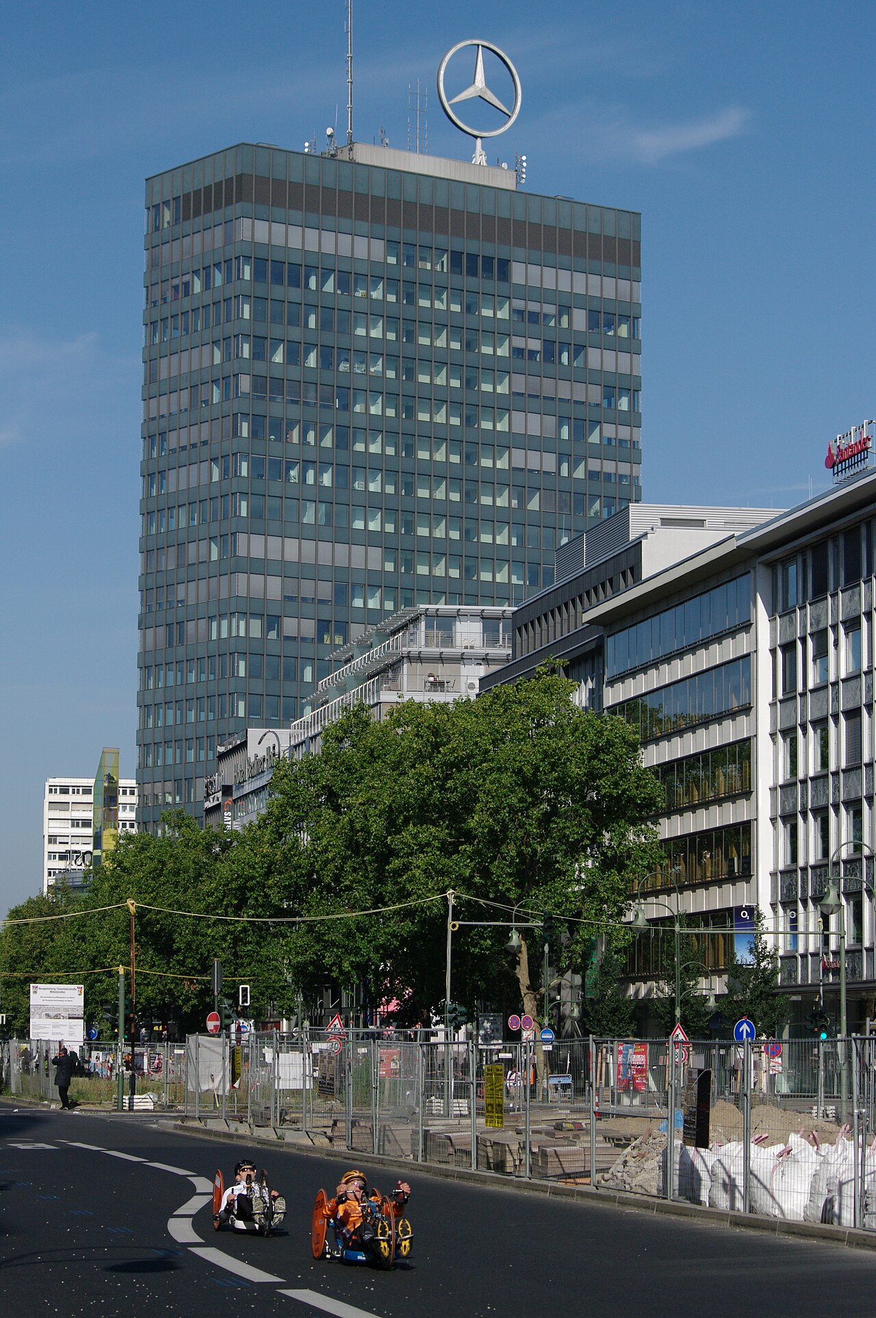 三分线的经济学：一次规则改动如何重新定义何为值得的出手